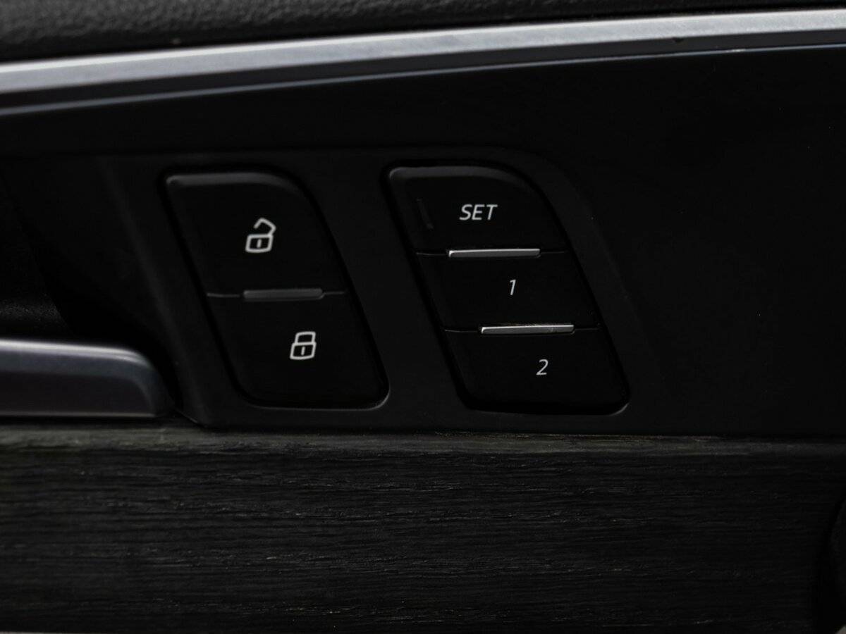 Audi A4 б/у, 2017, Роботизированная. Фото: #23