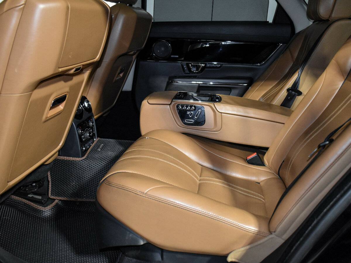 Jaguar XJ б/у, 2016, Автоматическая. Фото: #12