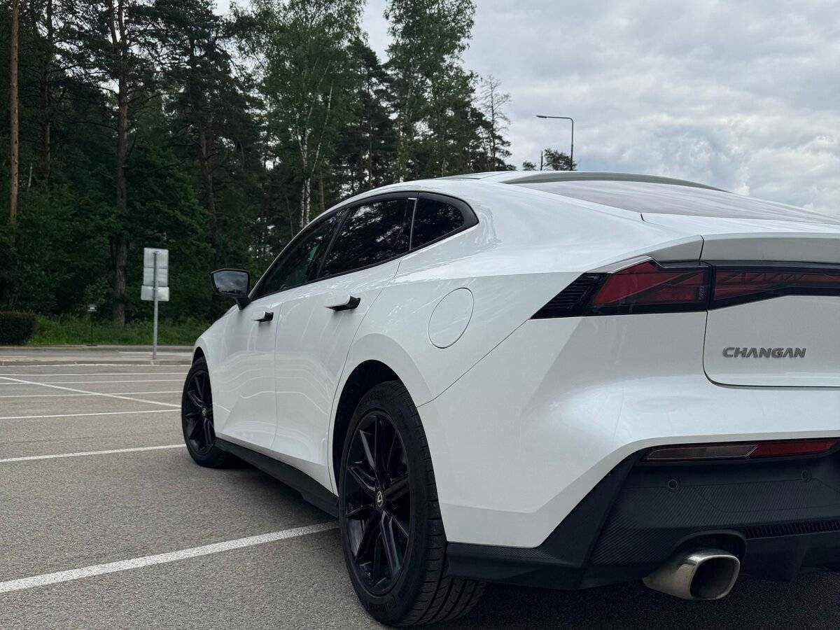 Changan UNI-V б/у, 2023, Роботизированная. Фото: #3