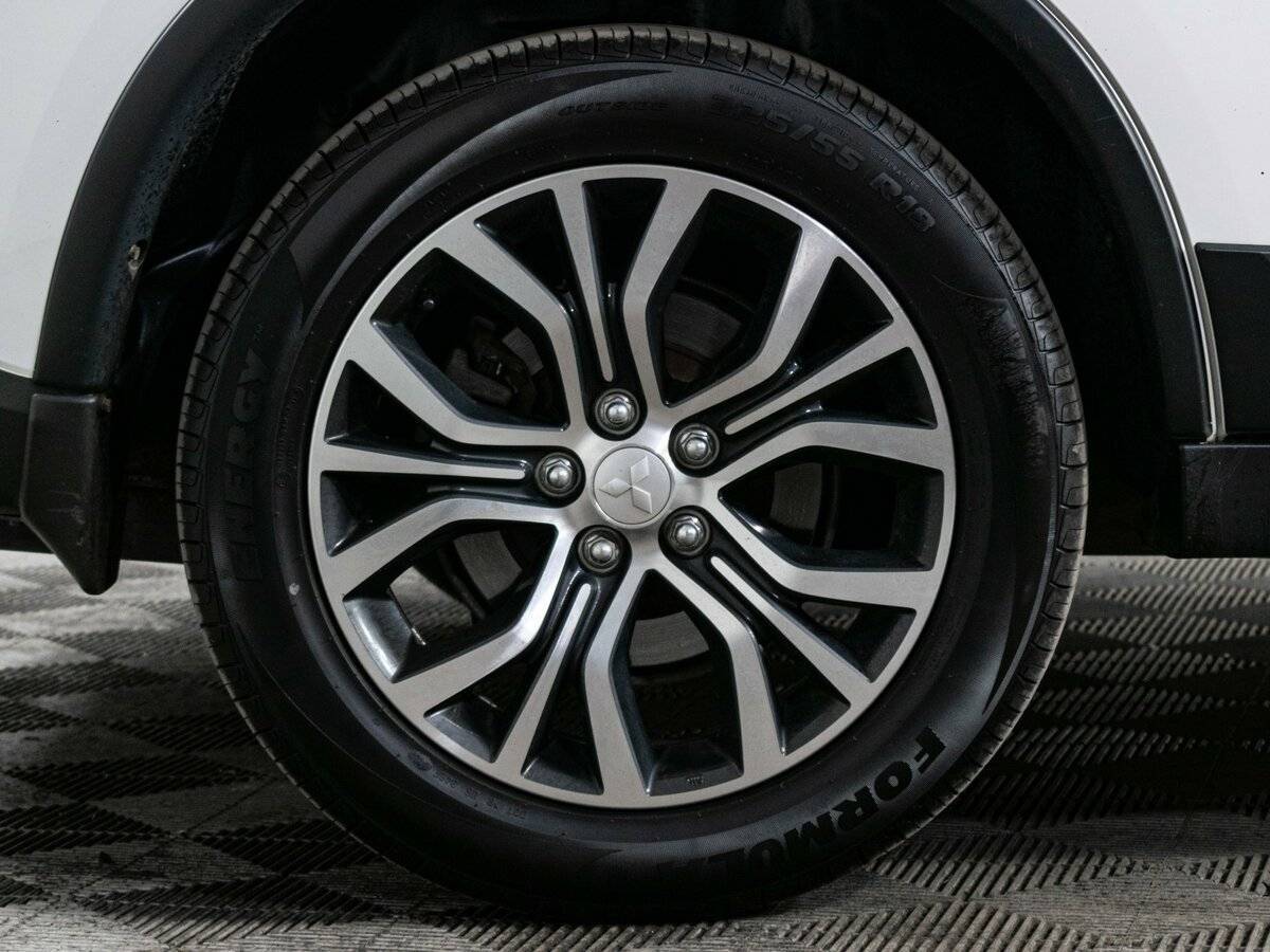 Mitsubishi Outlander б/у, 2018, Вариатор. Фото: #18