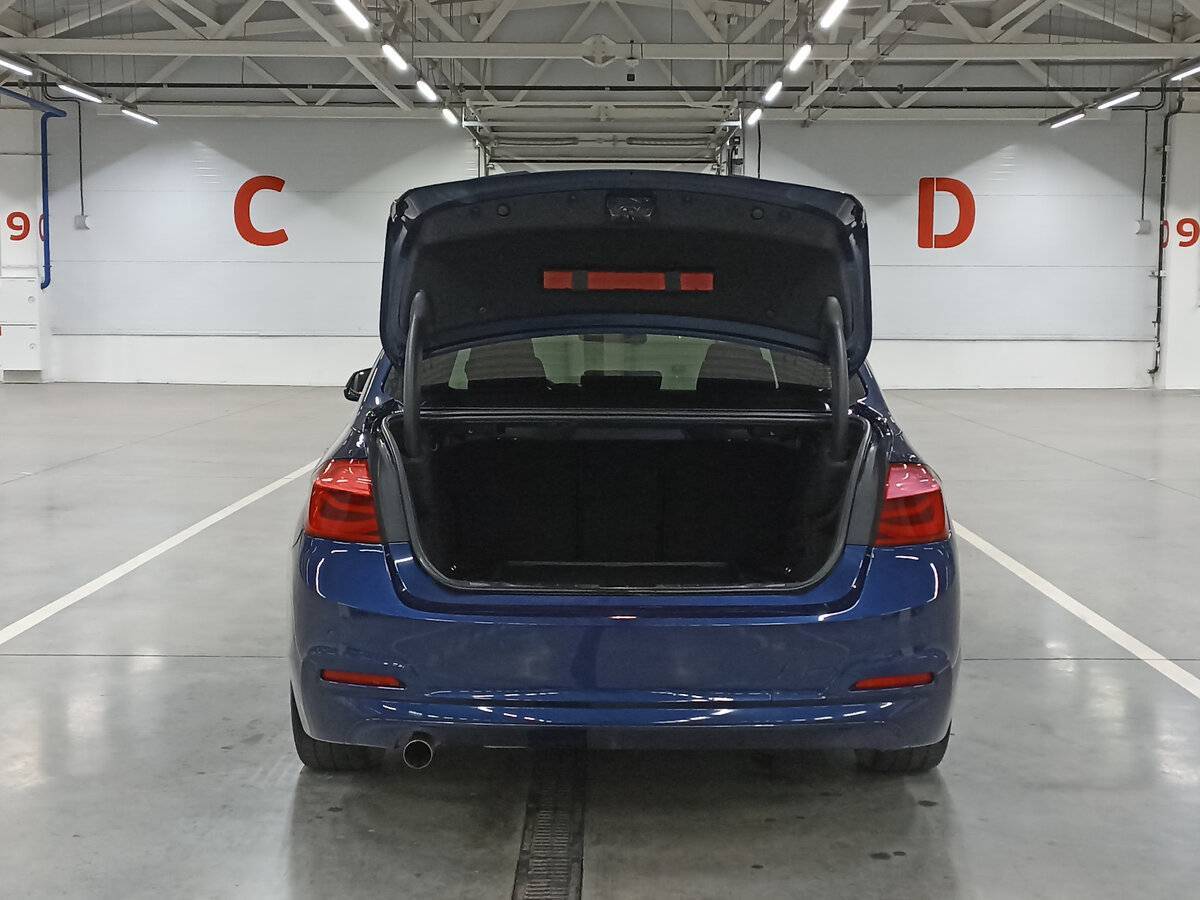 BMW 3 серии б/у, 2016, Автоматическая. Фото: #9