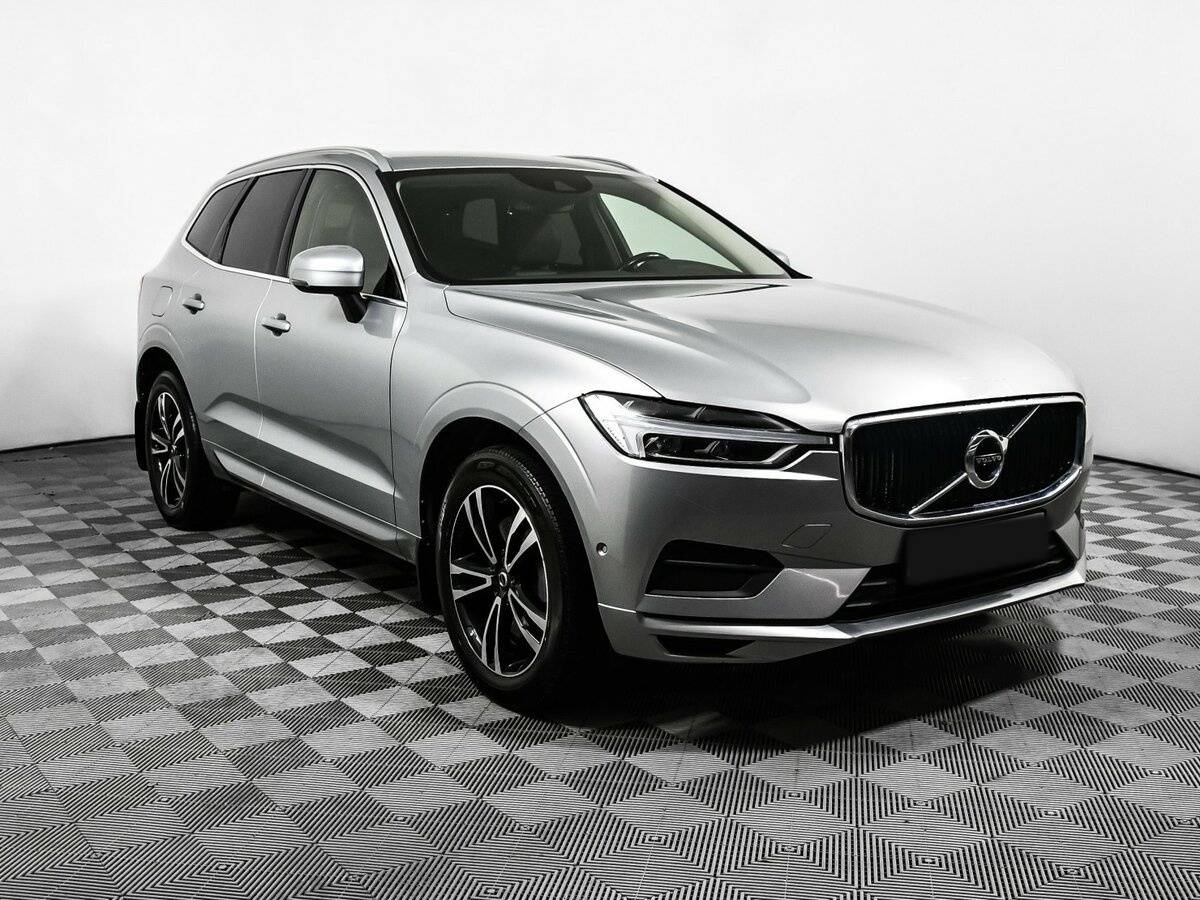 Volvo XC60 б/у, 2018, Автоматическая. Фото: #2