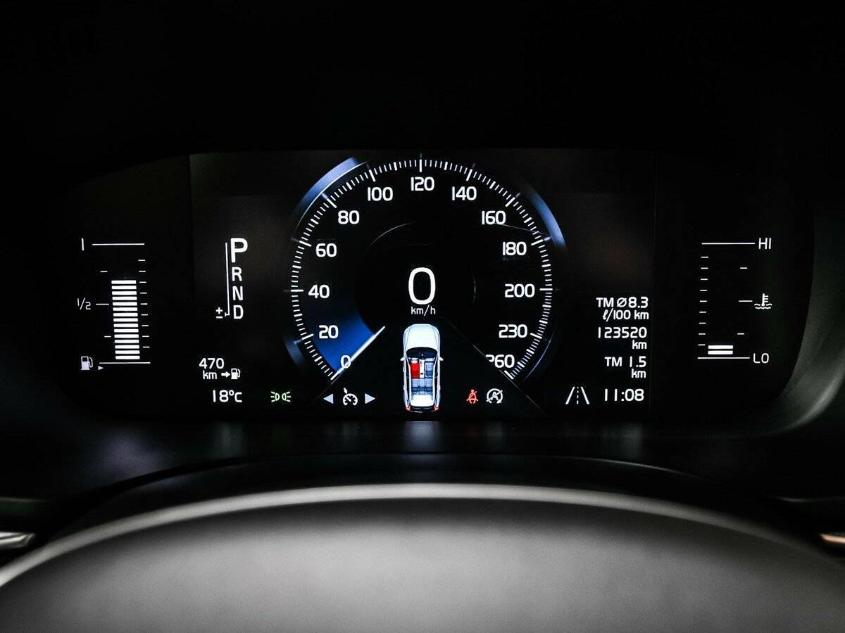 Volvo XC60 б/у, 2018, Автоматическая. Фото: #9