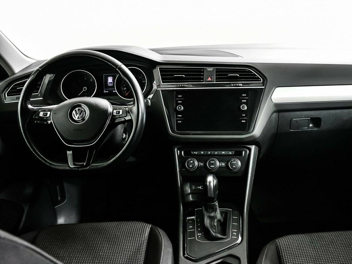 Volkswagen Tiguan б/у, 2020, Роботизированная. Фото: #10