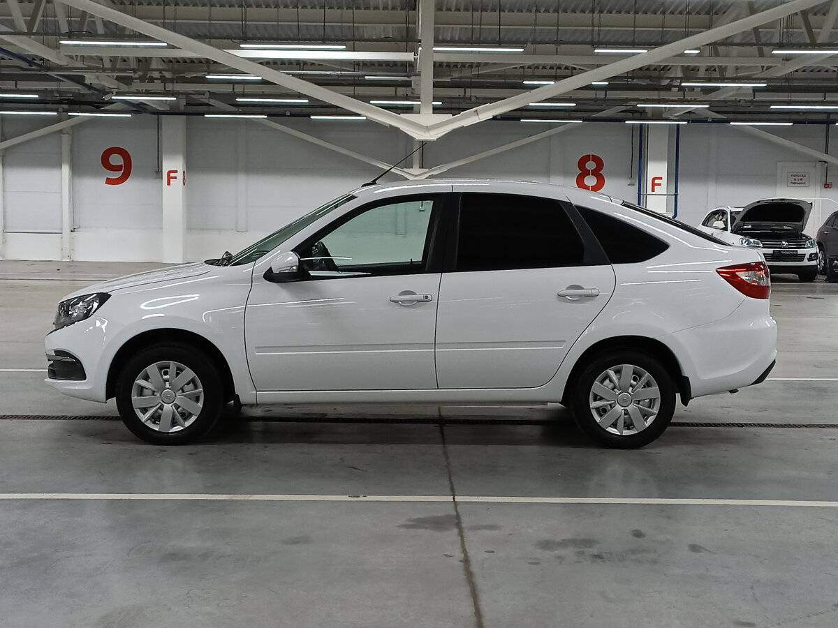 Lada (ВАЗ) Granta б/у, 2024, Механическая. Фото: #7