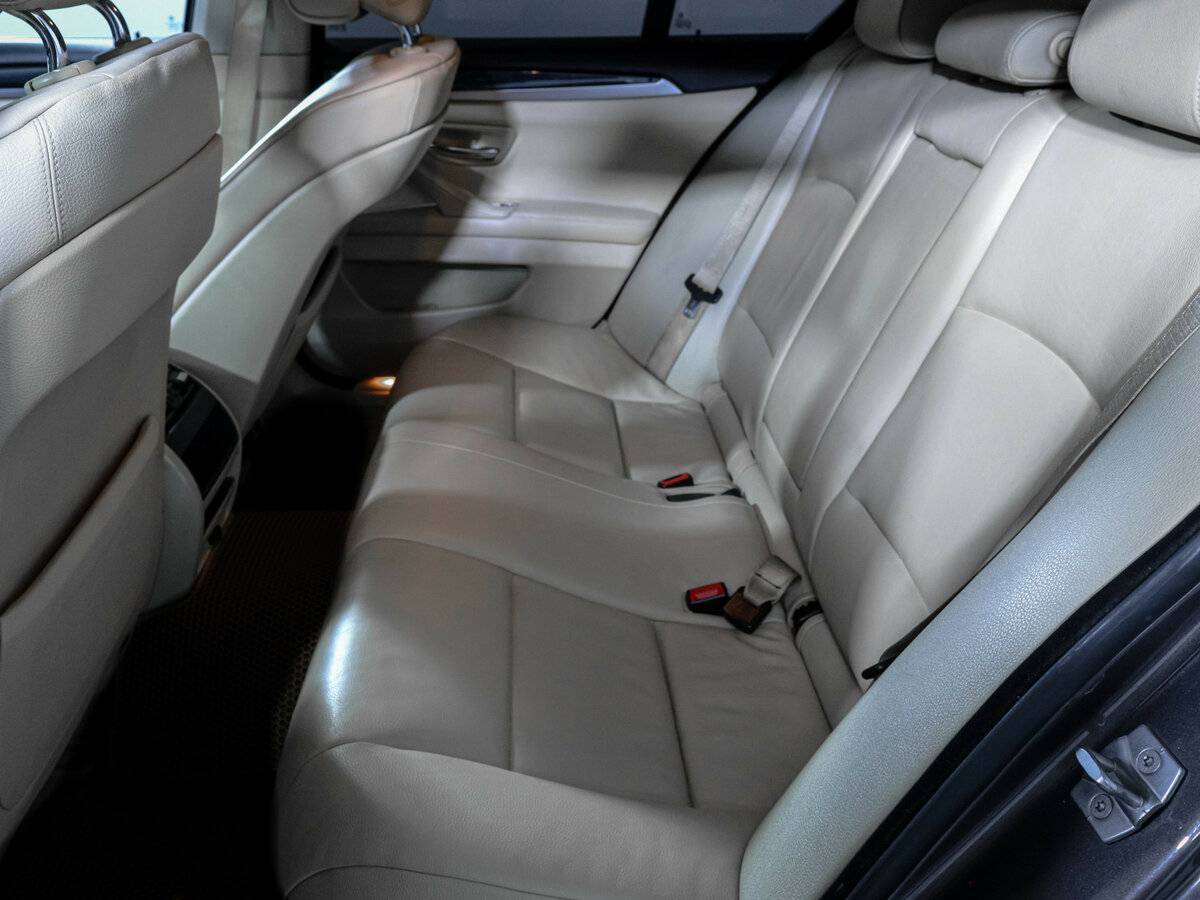 BMW 5 серии б/у, 2012, Автоматическая. Фото: #9