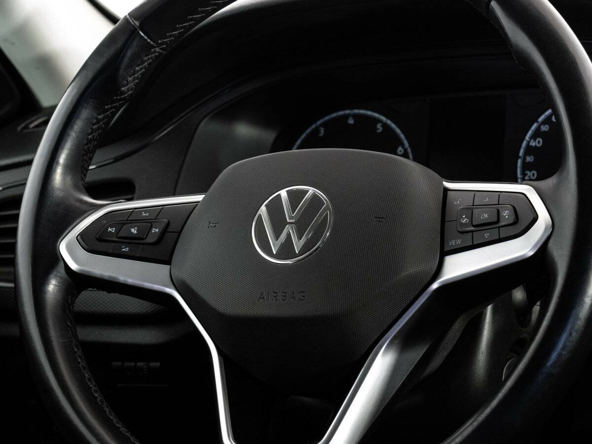 Volkswagen Polo б/у, 2020, Механическая. Фото: #12