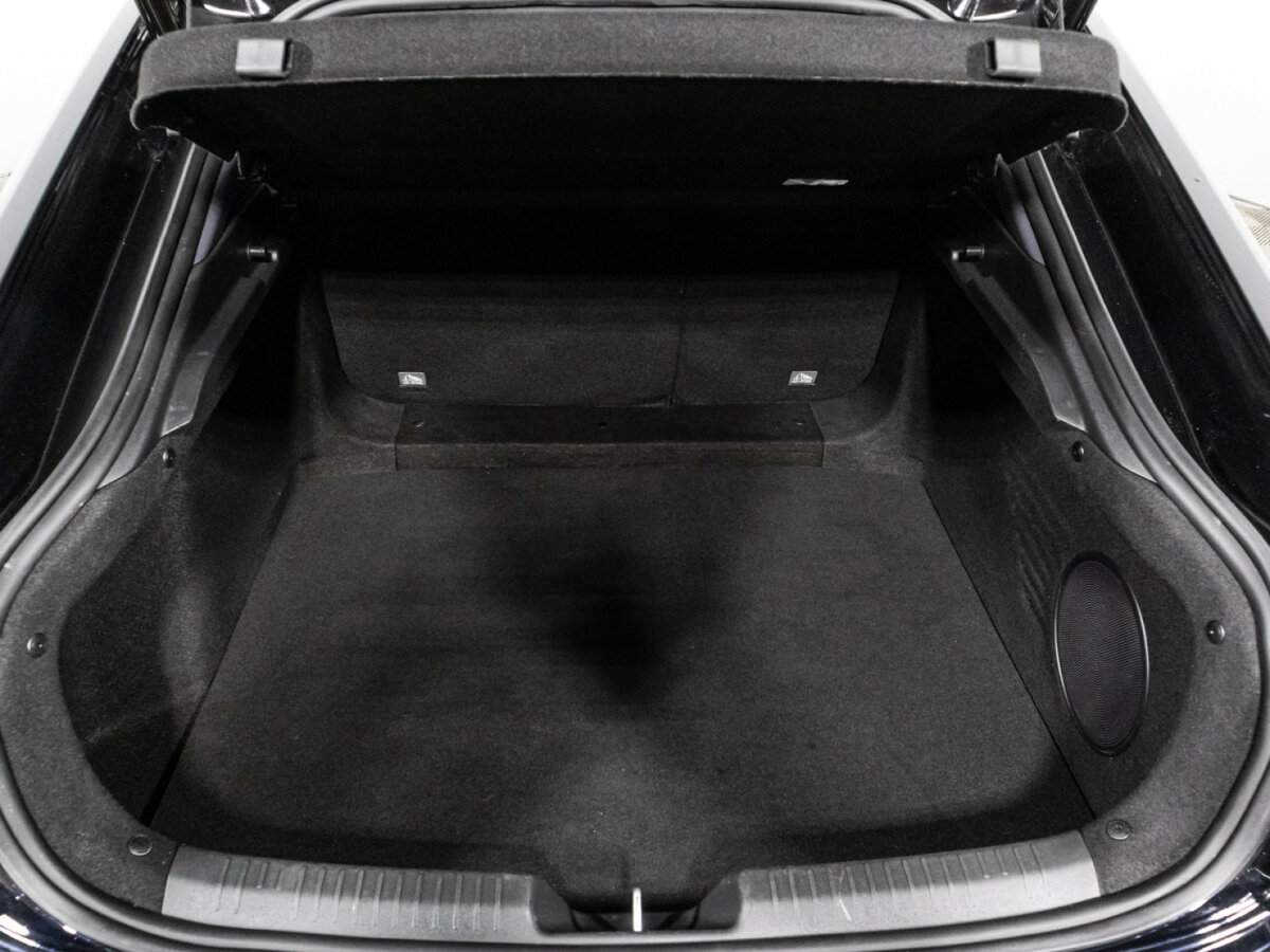 Changan UNI-V б/у, 2023, Роботизированная. Фото: #14