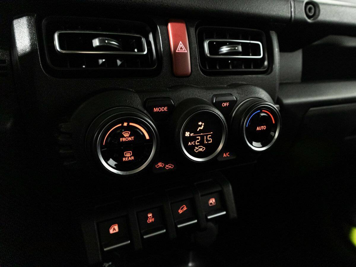 Suzuki Jimny б/у, 2019, Автоматическая. Фото: #15