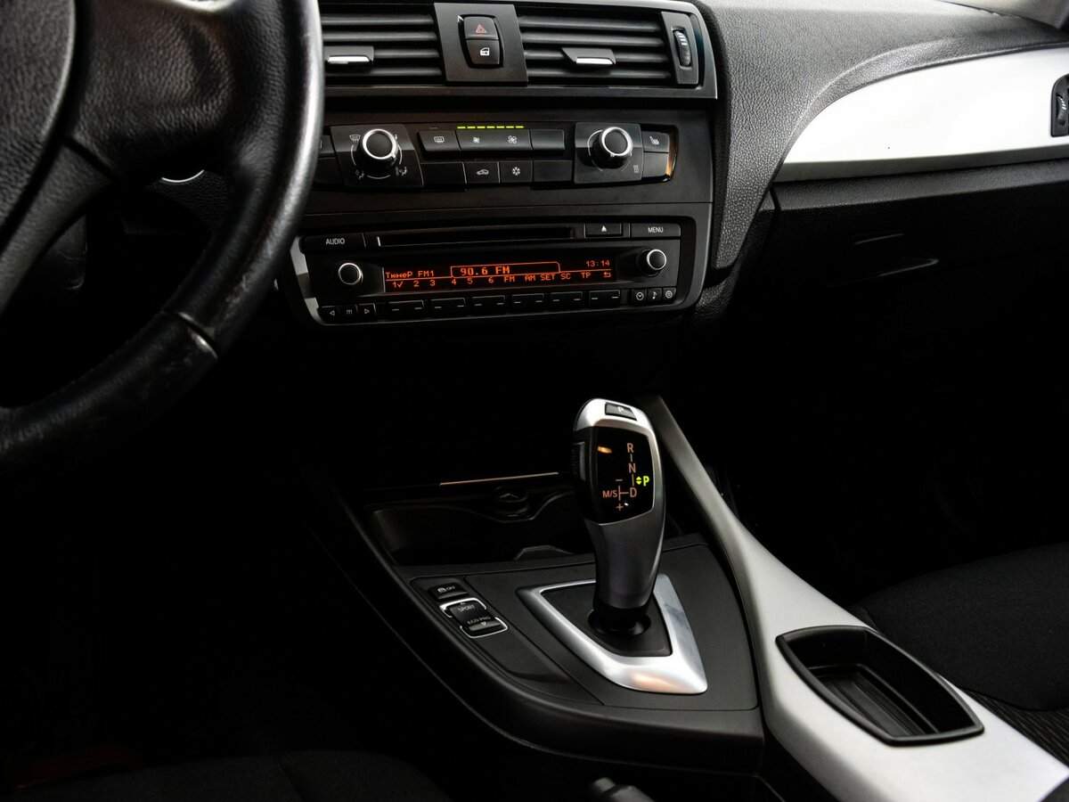 BMW 1 серии б/у, 2012, Автоматическая. Фото: #9