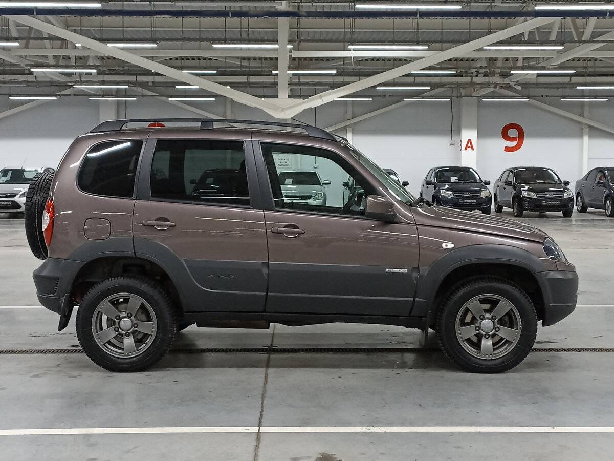 Chevrolet Niva б/у, 2018, Механическая. Фото: #3