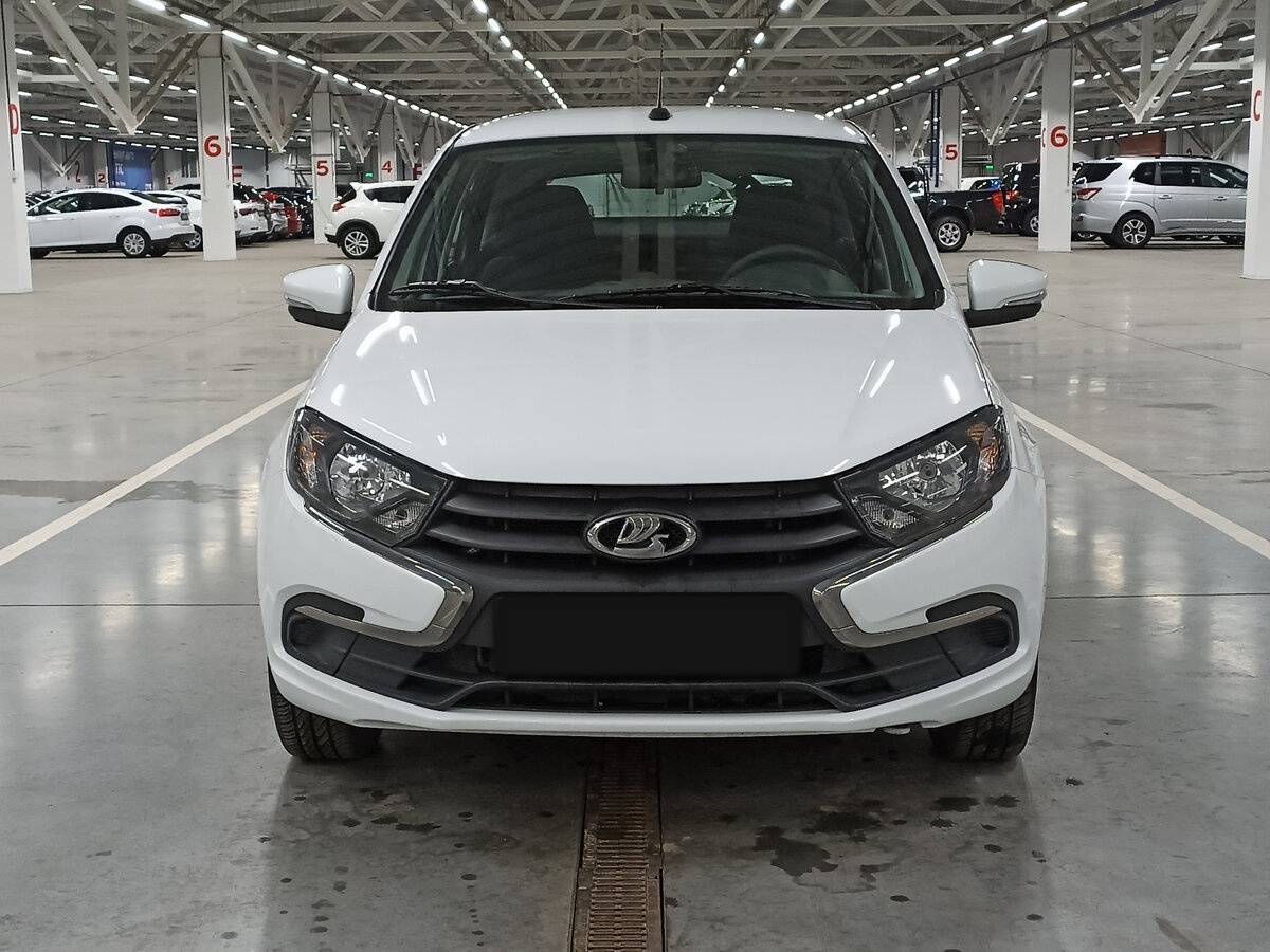 Lada (ВАЗ) Granta б/у, 2023, Механическая. Фото: #1