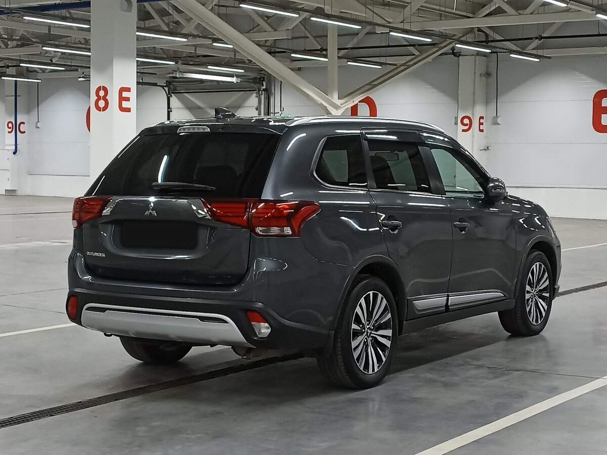 Mitsubishi Outlander б/у, 2020, Вариатор. Фото: #4