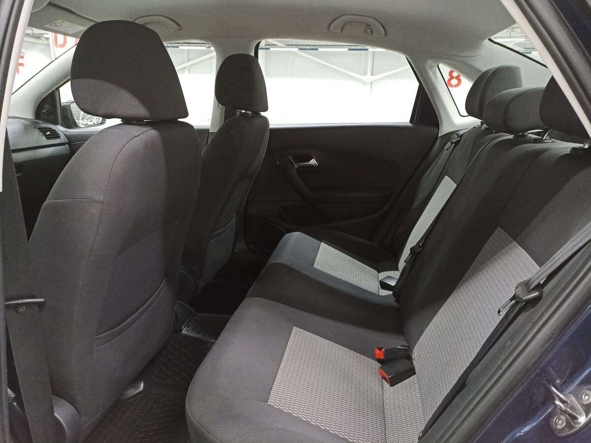 Volkswagen Polo б/у, 2015, Механическая. Фото: #11