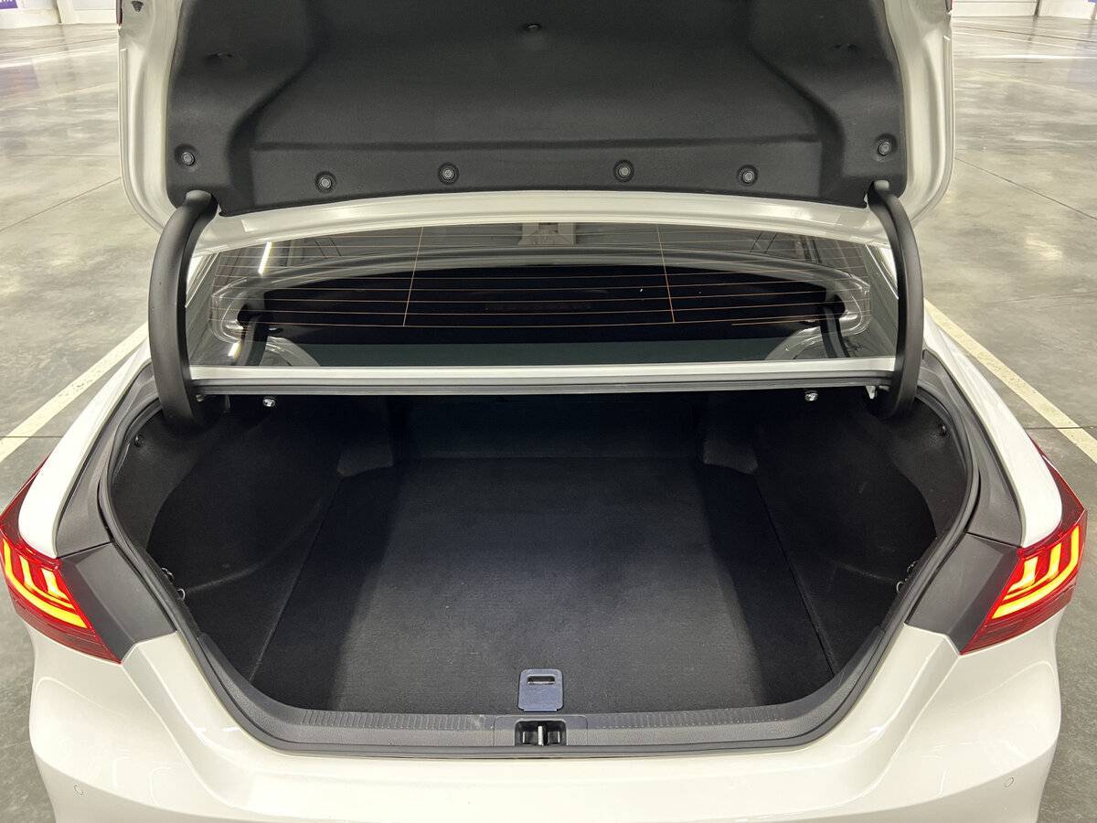 Toyota Camry б/у, 2018, Автоматическая. Фото: #9