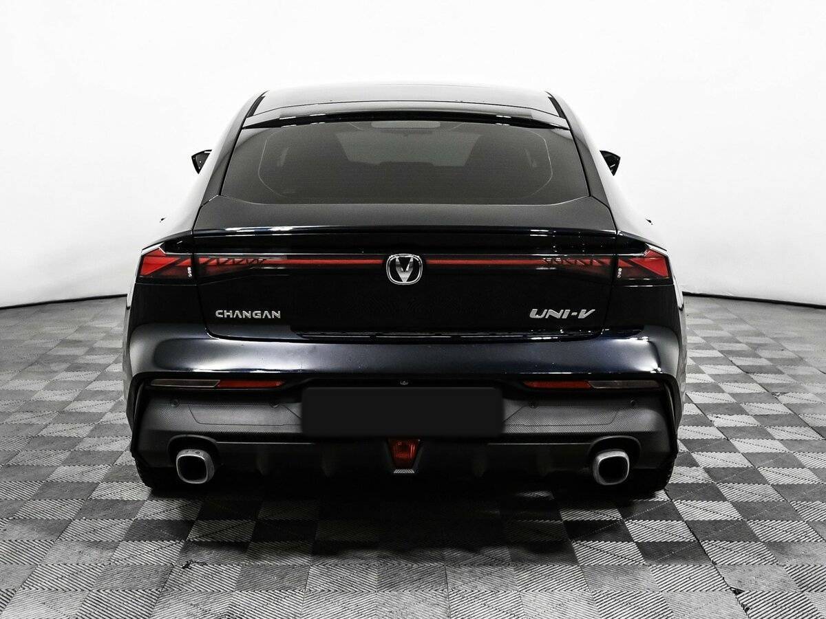 Changan UNI-V б/у, 2024, Роботизированная. Фото: #5