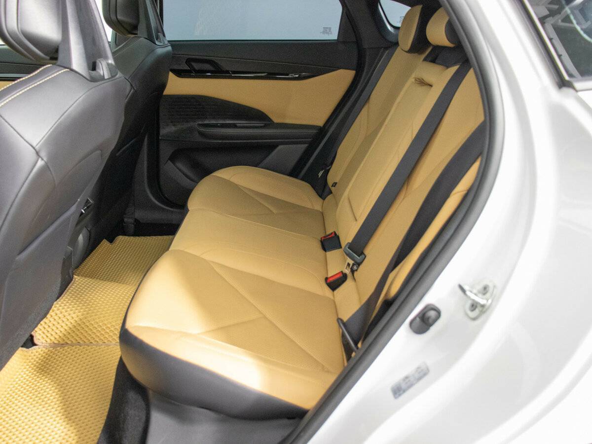 Changan UNI-V б/у, 2023, Роботизированная. Фото: #10