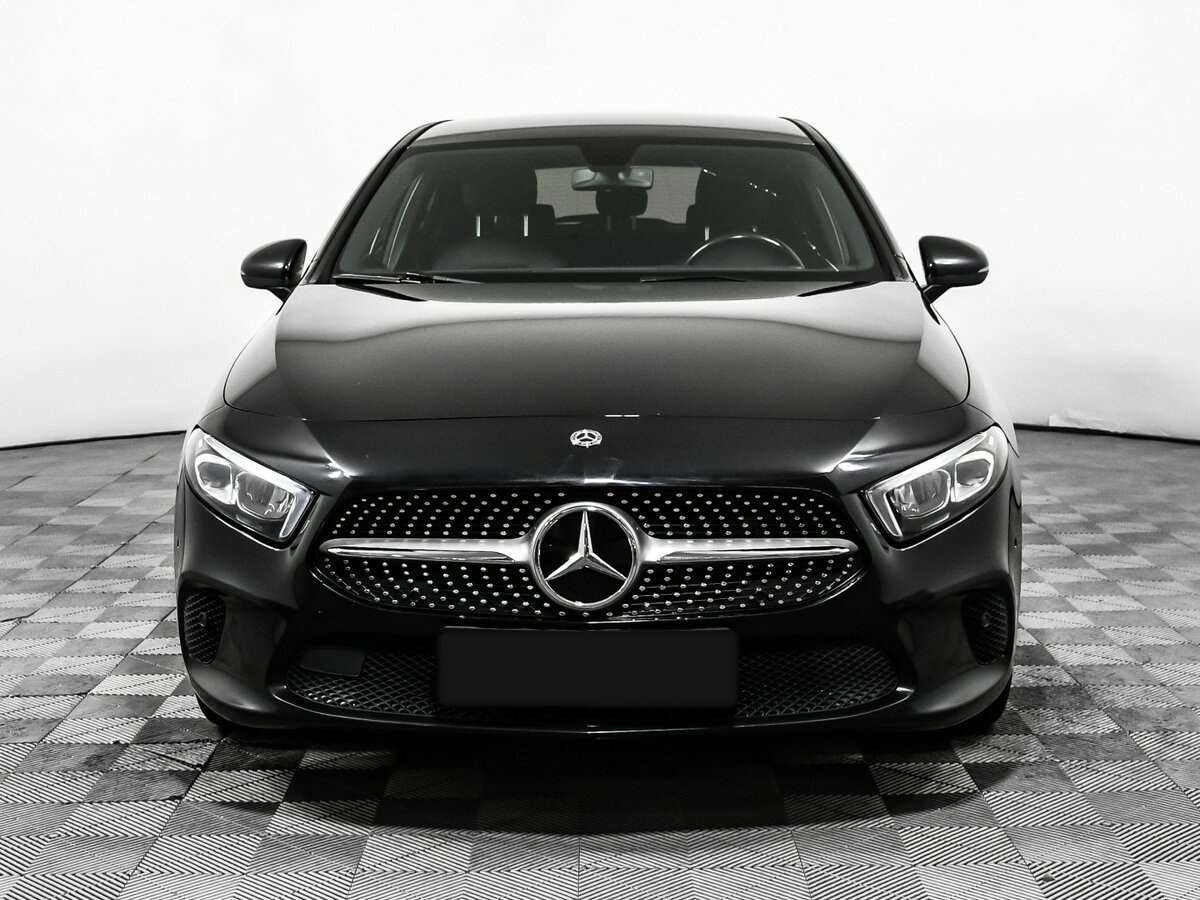 Mercedes-Benz A-Класс б/у, 2018, Роботизированная. Фото: #1