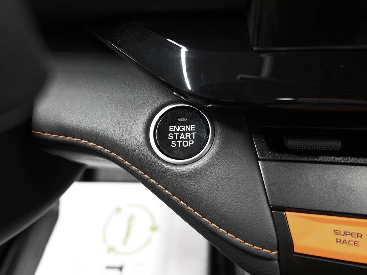 Changan UNI-V б/у, 2023, Роботизированная. Фото: #21