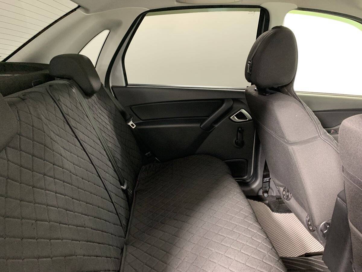 Lada (ВАЗ) Granta б/у, 2024, Механическая. Фото: #16