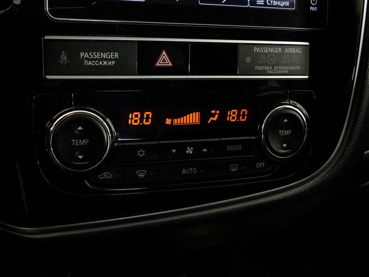 Mitsubishi Outlander б/у, 2019, Вариатор. Фото: #12