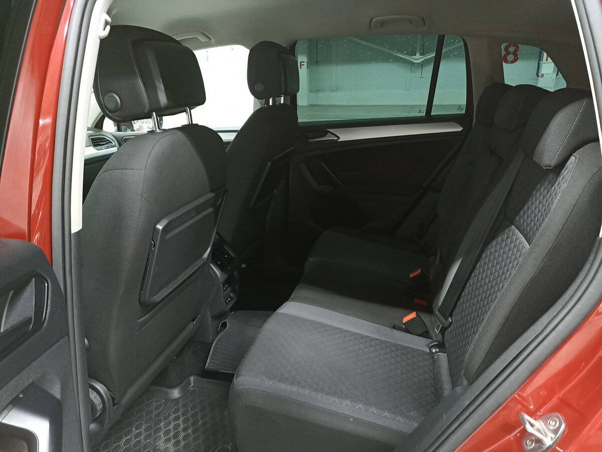 Volkswagen Tiguan б/у, 2018, Роботизированная. Фото: #11