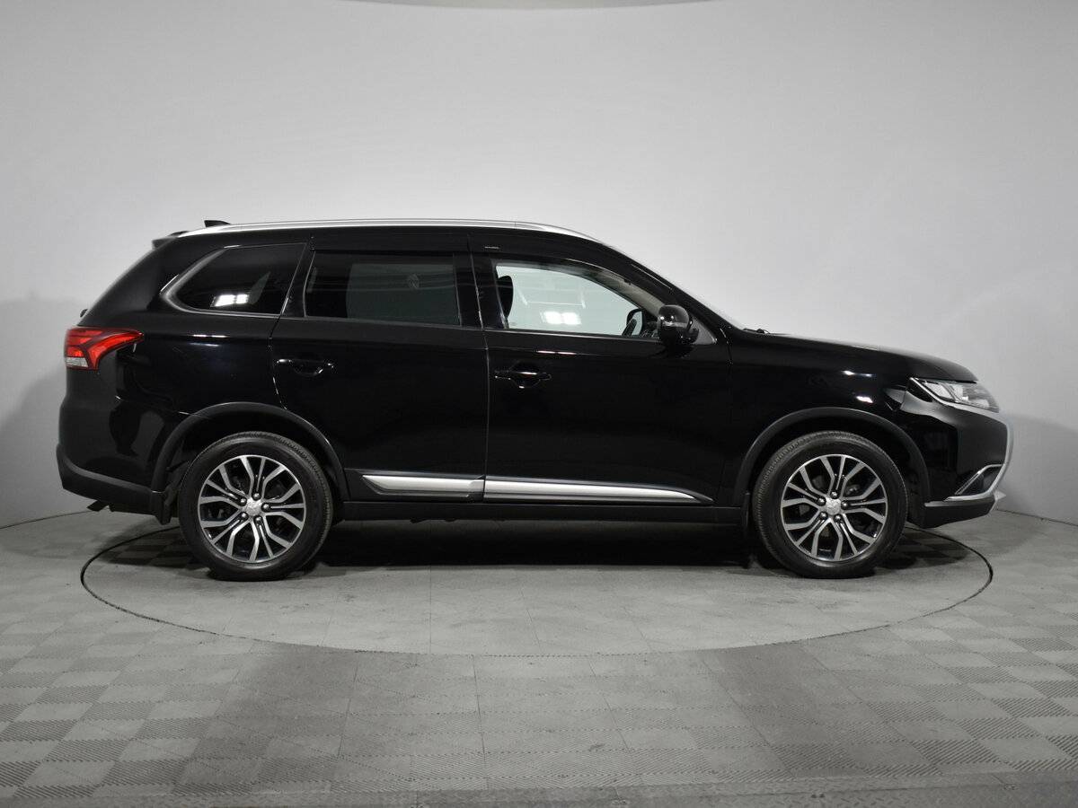 Mitsubishi Outlander б/у, 2018, Вариатор. Фото: #3