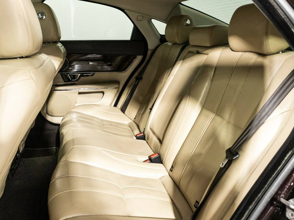 Jaguar XJ б/у, 2014, Автоматическая. Фото: #9