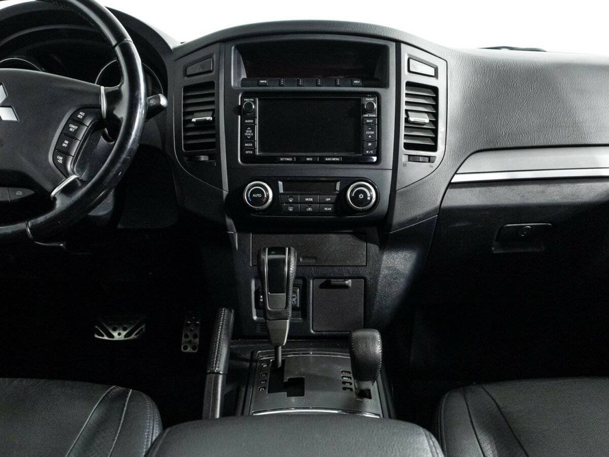 Mitsubishi Pajero б/у, 2012, Автоматическая. Фото: #13