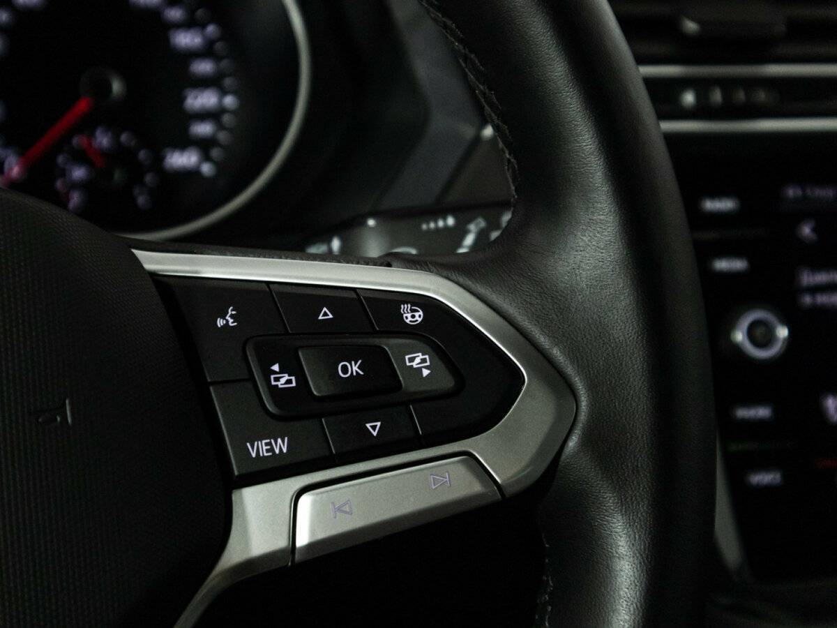 Volkswagen Tiguan б/у, 2022, Роботизированная. Фото: #22