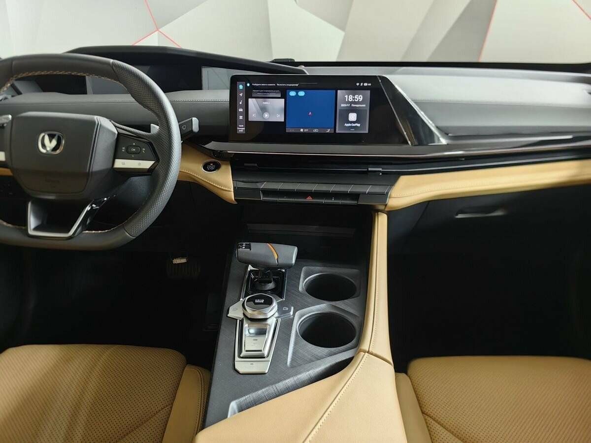 Changan UNI-V б/у, 2022, Роботизированная. Фото: #13