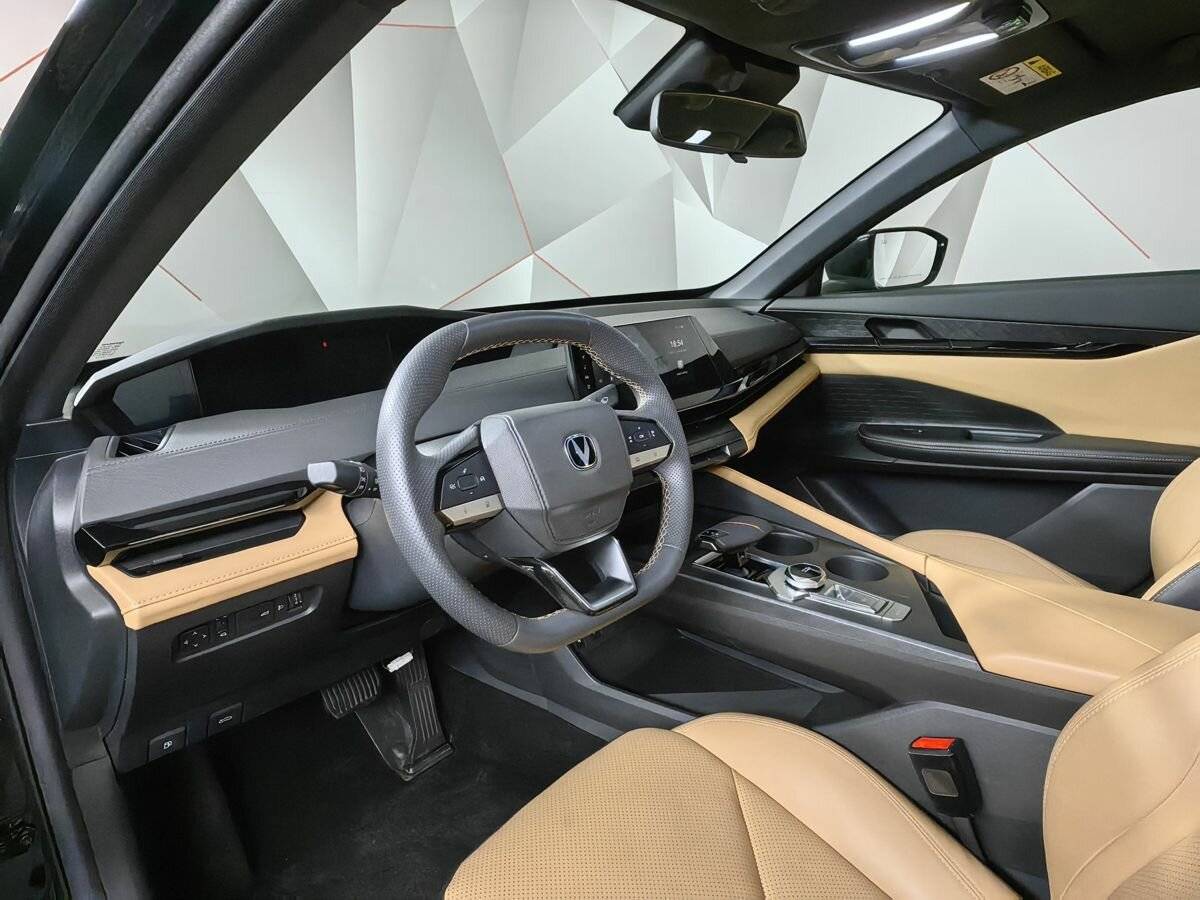 Changan UNI-V б/у, 2022, Роботизированная. Фото: #16