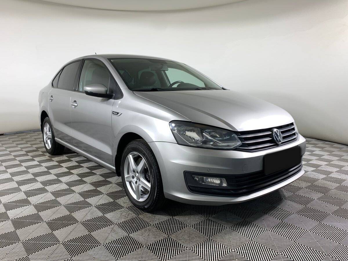 Volkswagen Polo б/у, 2019, Механическая. Фото: #2