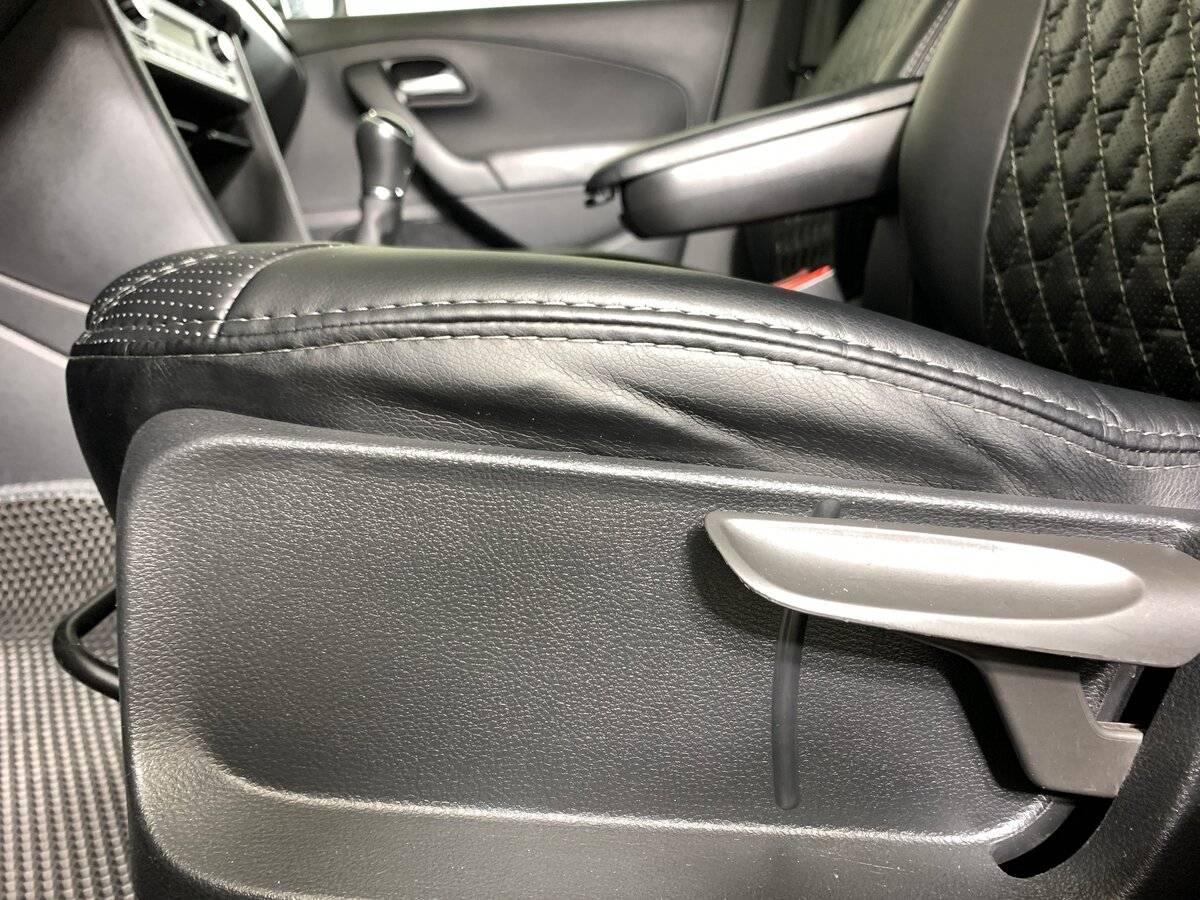 Volkswagen Polo б/у, 2019, Механическая. Фото: #15