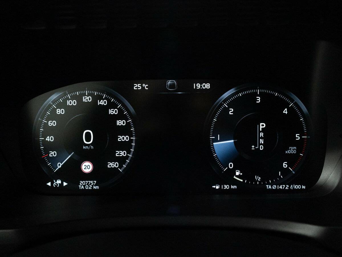 Volvo XC90 б/у, 2015, Автоматическая. Фото: #11