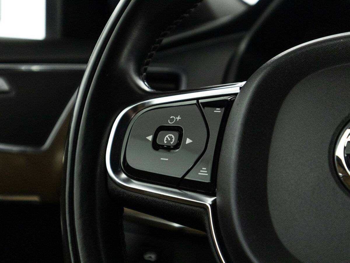 Volvo XC90 б/у, 2015, Автоматическая. Фото: #21