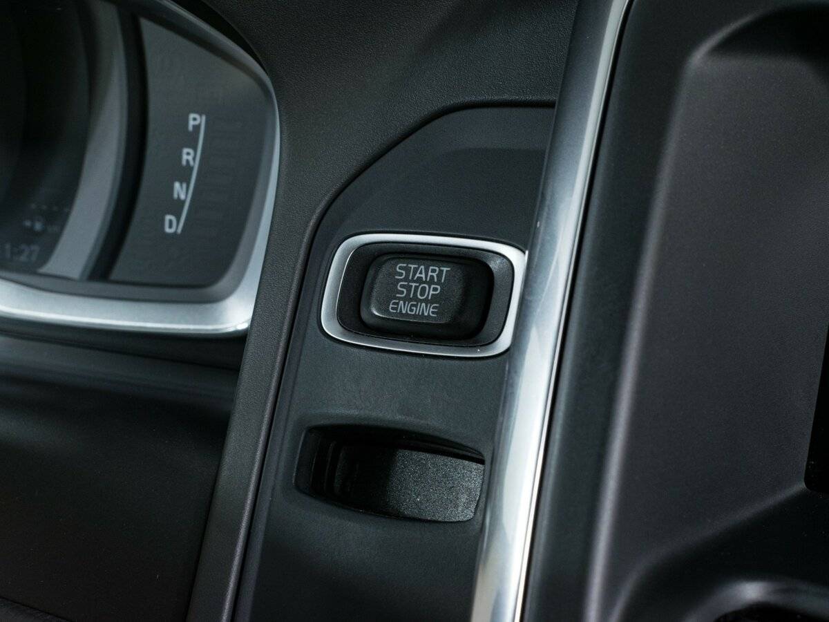 Volvo XC60 б/у, 2016, Автоматическая. Фото: #15