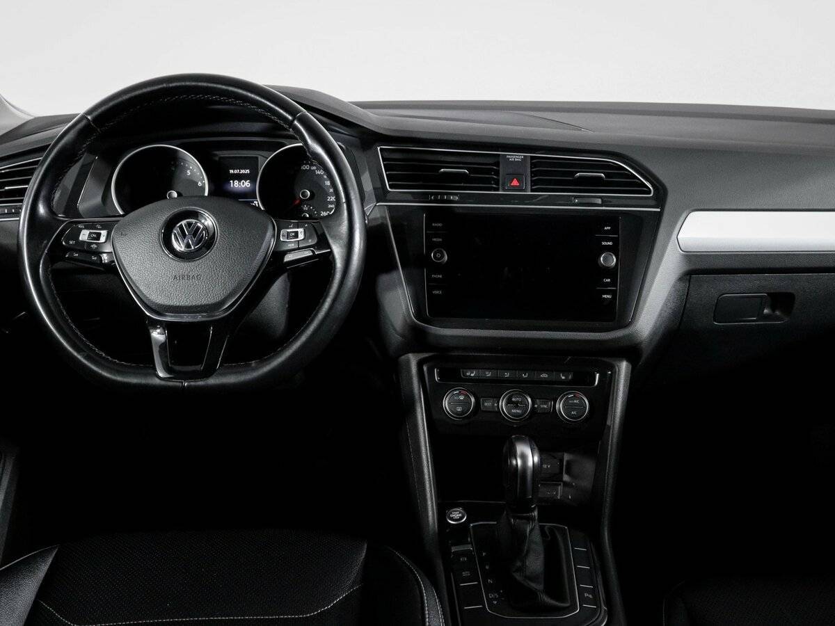 Volkswagen Tiguan б/у, 2020, Роботизированная. Фото: #11