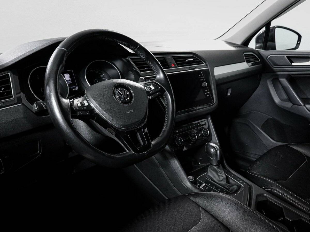 Volkswagen Tiguan б/у, 2020, Роботизированная. Фото: #13