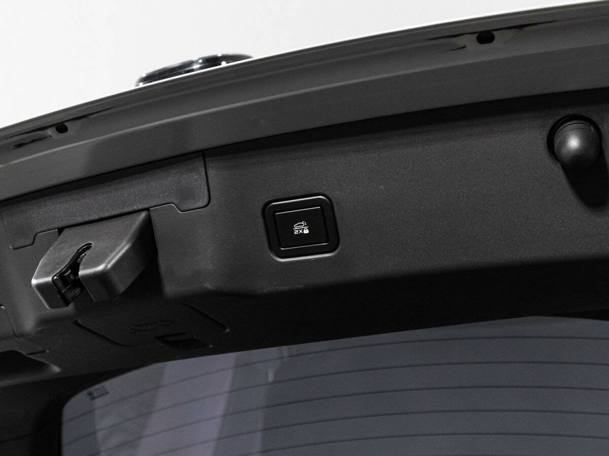 Changan UNI-V б/у, 2023, Роботизированная. Фото: #14