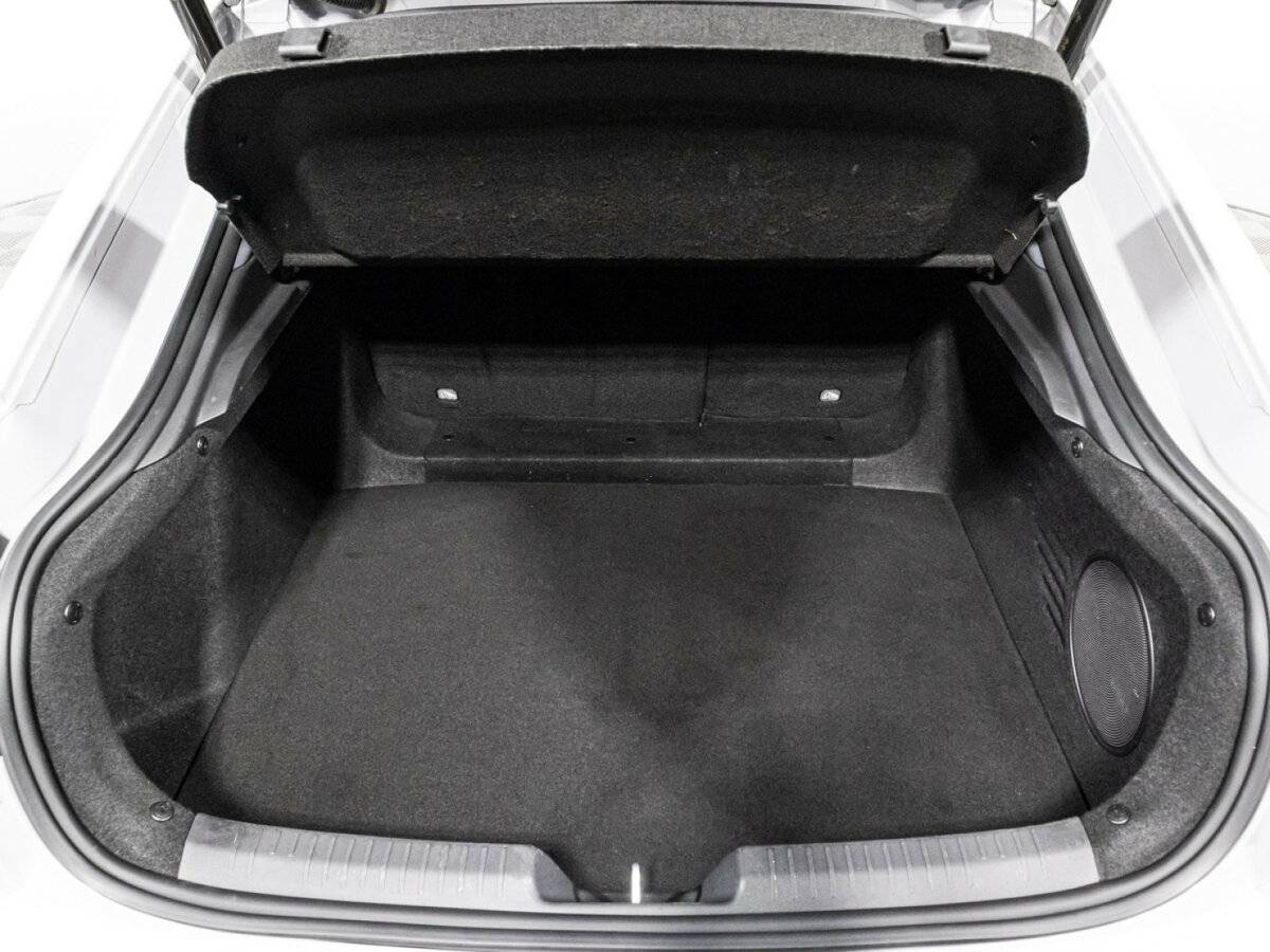 Changan UNI-V б/у, 2023, Роботизированная. Фото: #14