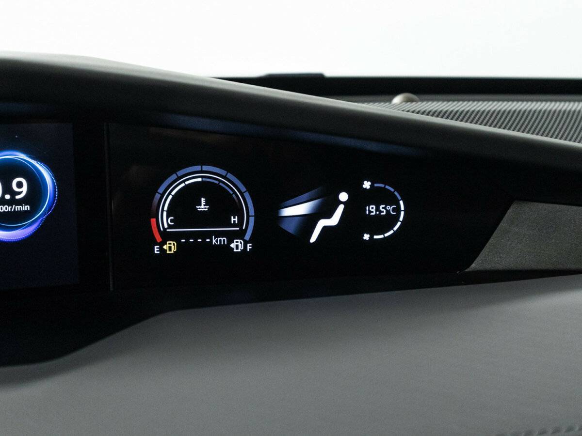 Changan UNI-V б/у, 2023, Роботизированная. Фото: #19