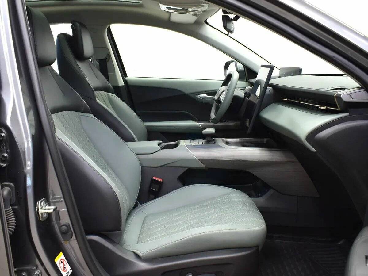 Changan Lamore б/у, 2023, Роботизированная. Фото: #14