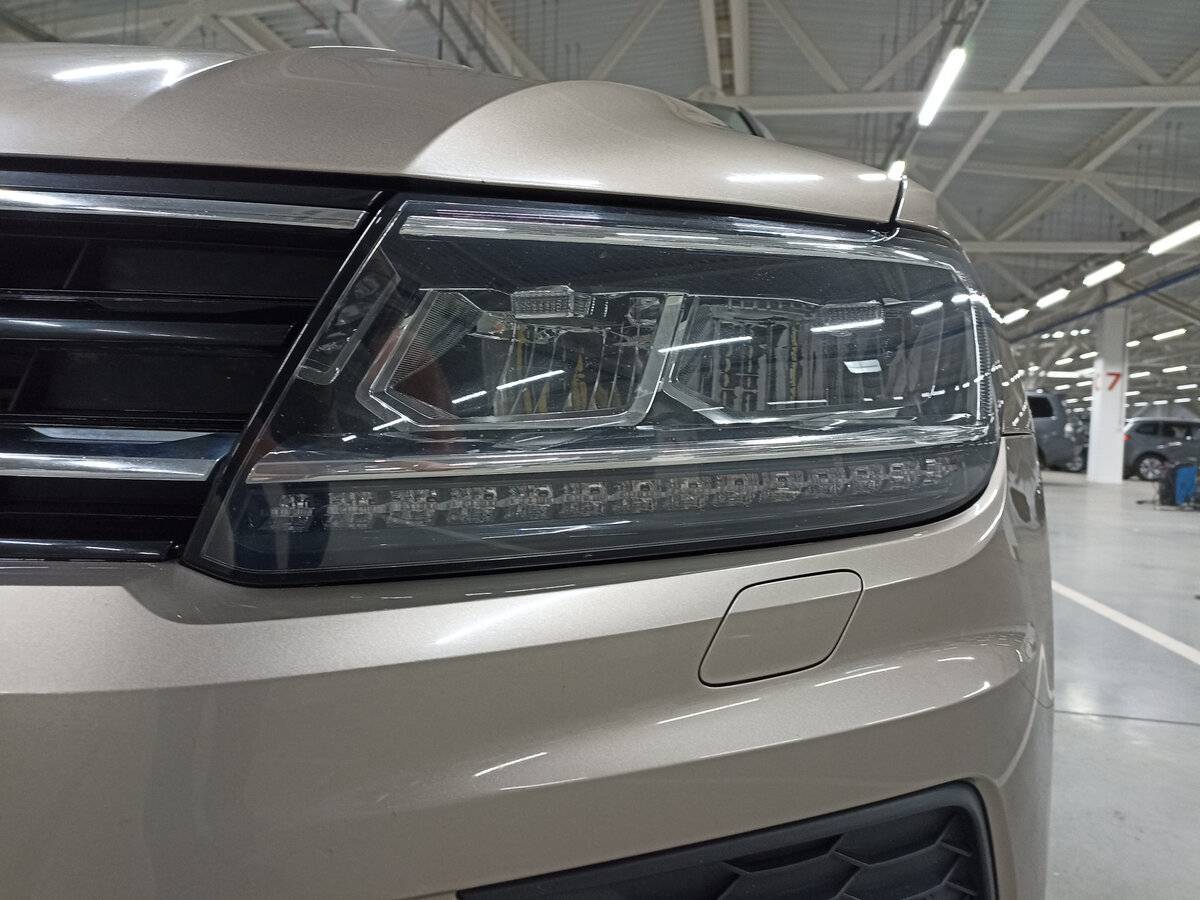 Volkswagen Tiguan б/у, 2017, Роботизированная. Фото: #16