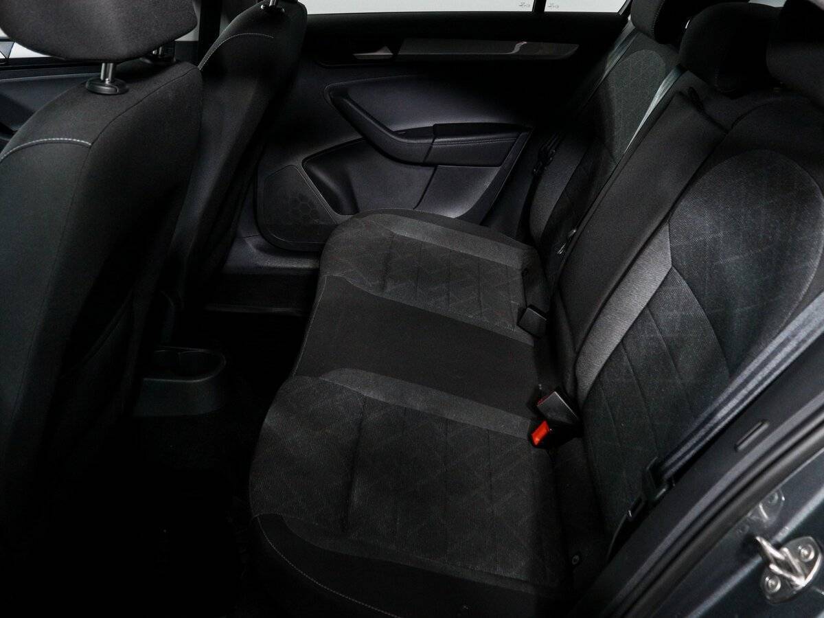 Volkswagen Polo б/у, 2022, Автоматическая. Фото: #9