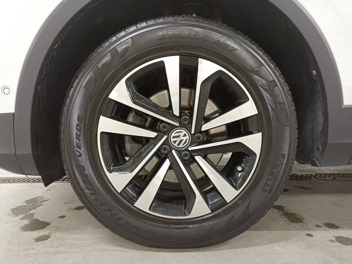 Volkswagen Tiguan б/у, 2020, Роботизированная. Фото: #17