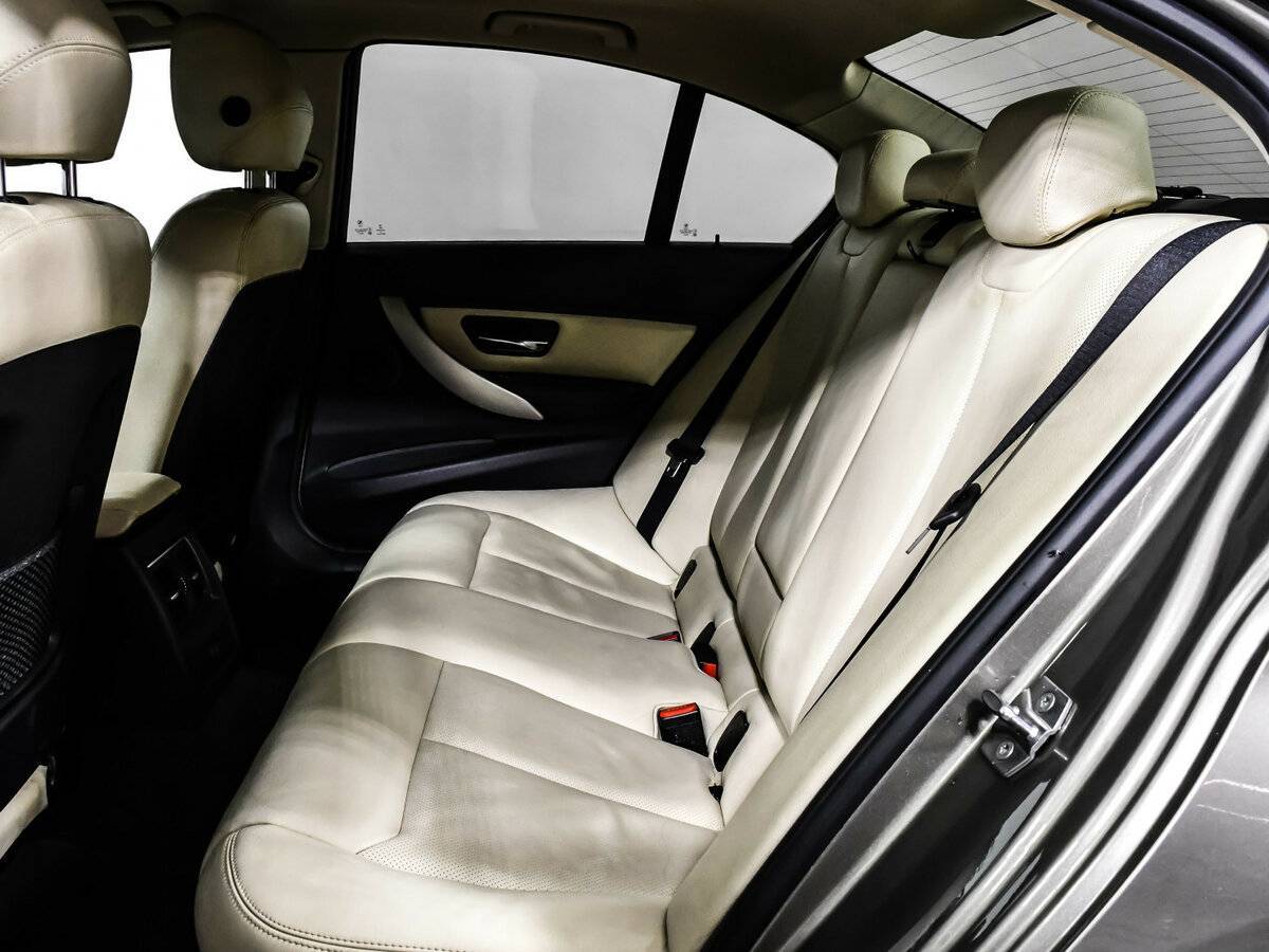 BMW 3 серии б/у, 2015, Автоматическая. Фото: #12