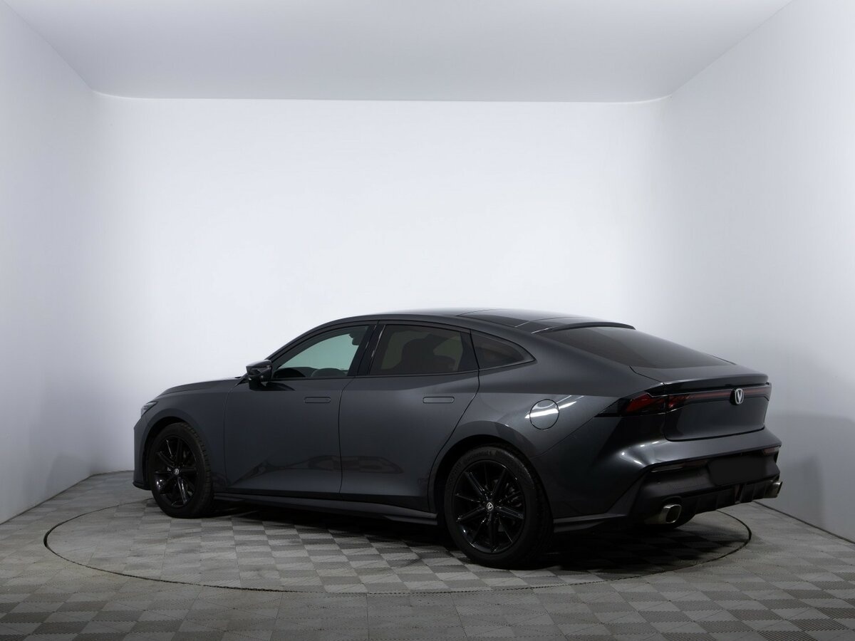 Changan UNI-V б/у, 2023, Роботизированная. Фото: #6