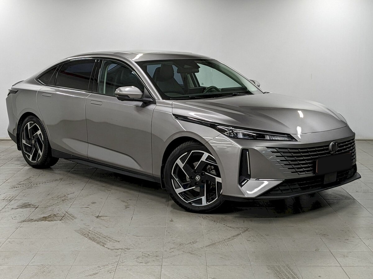 Changan Lamore б/у, 2023, Роботизированная. Фото: #2