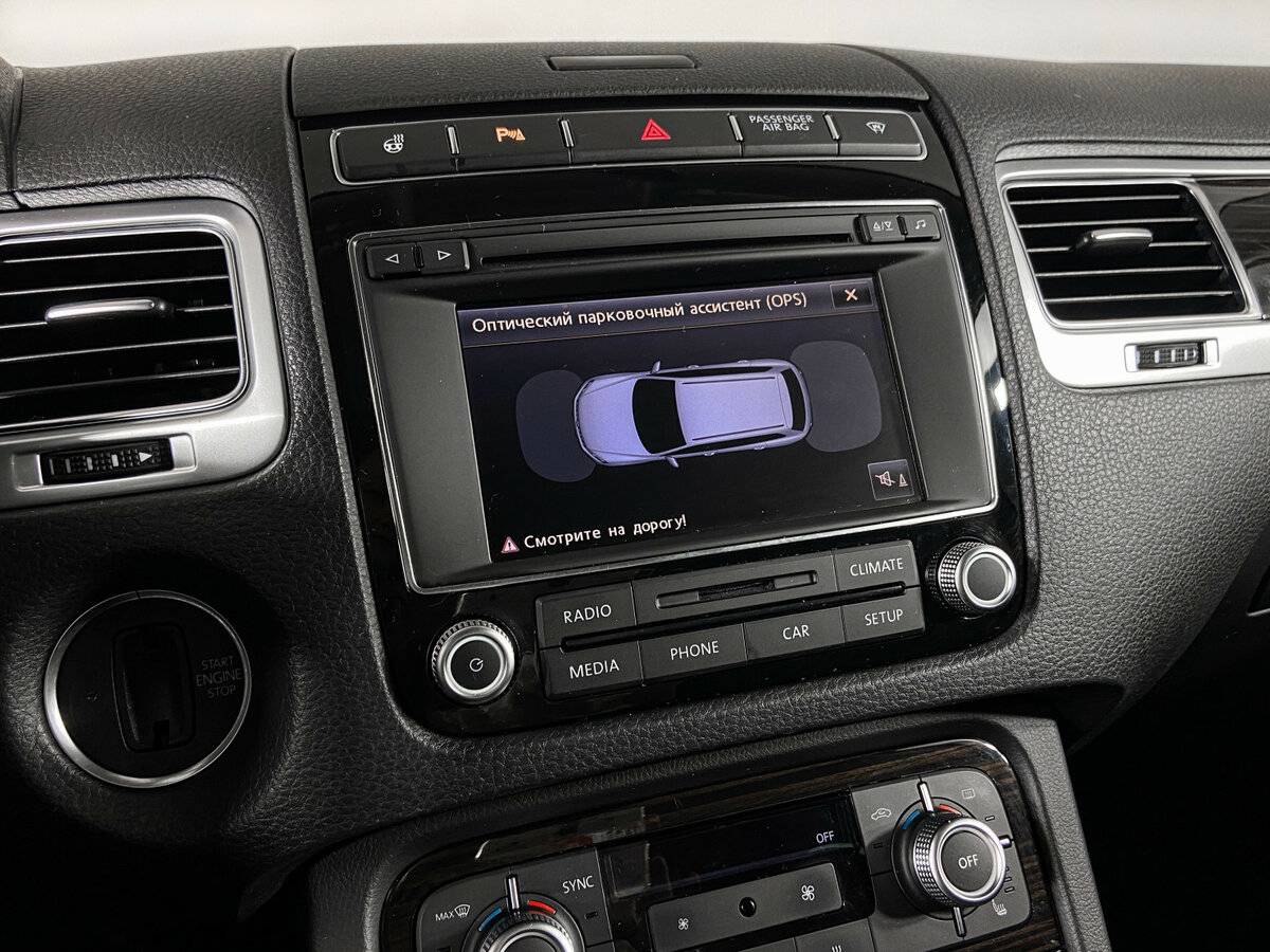 Volkswagen Touareg б/у, 2015, Автоматическая. Фото: #17